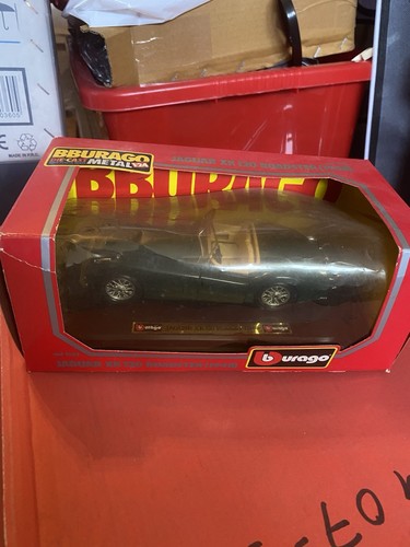 Bburago jaguar 120 roadster - bburago,