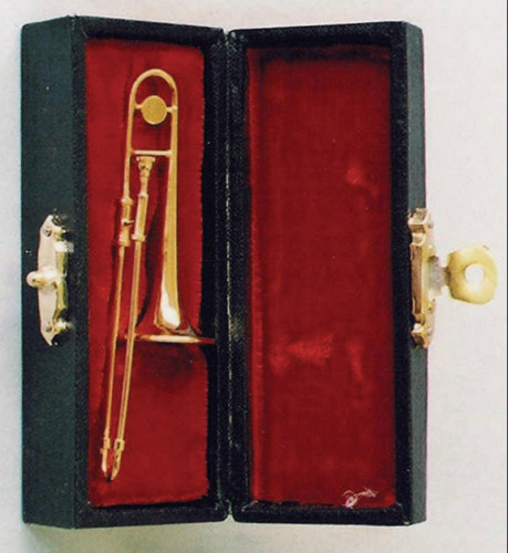 Stand for trombone - stand,