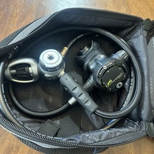 AQUA LUNG MIKRON SCUBA DIVING REGULATOR