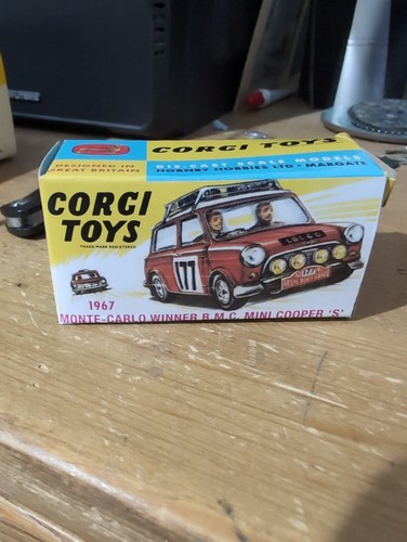 Corgi club 339 1967 - corgi, bmc