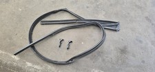 ROVER MGF MG TF 1.6 1.8  A PILLAR WINDSCREEN ROOF RUBBER SEAL,  brackets genuine