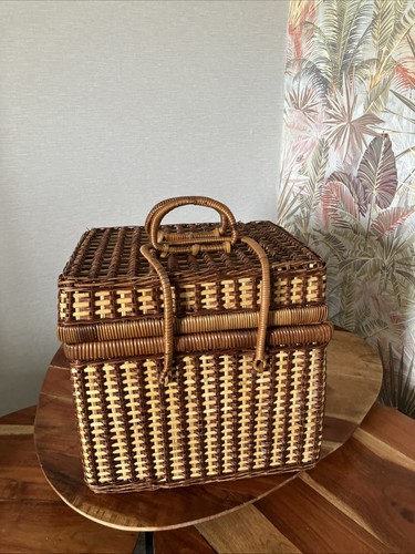 Wicker picnic basket set - picnic,