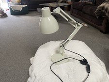 Multi angle cream lamp