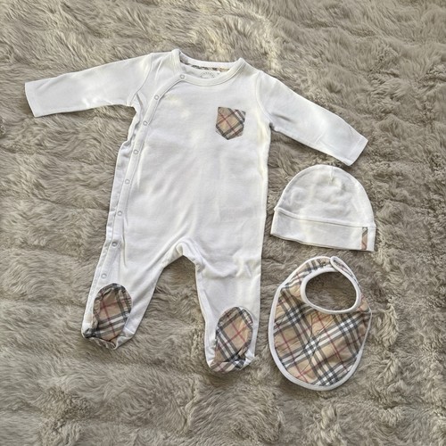 Burberry white piece - burberry, 6m