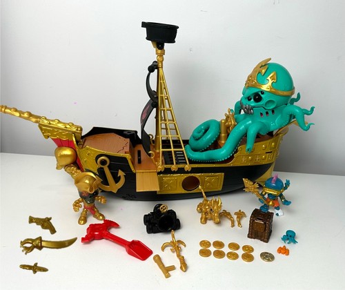 Treasure sunken gold pirate - treasure,