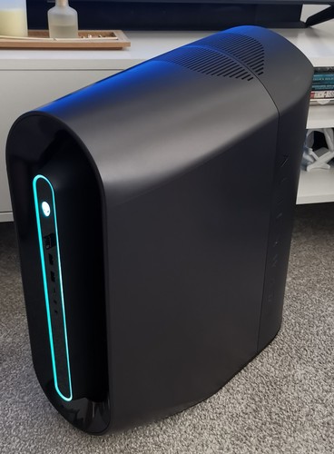 Alienware gaming i7 - r9, i7-9700