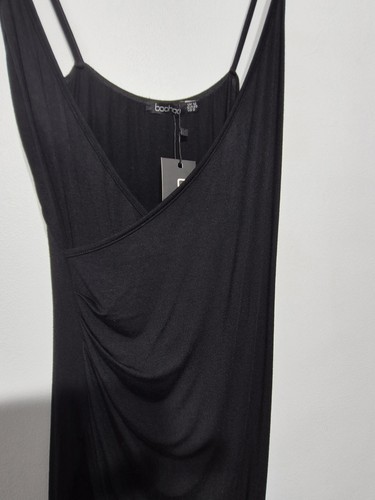 Boohoo petite lana wrap midi - boohoo,