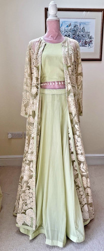 Absolutely stunning hand made - hand,