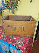 ORIGINAL VINTAGE WOODEN CRATE