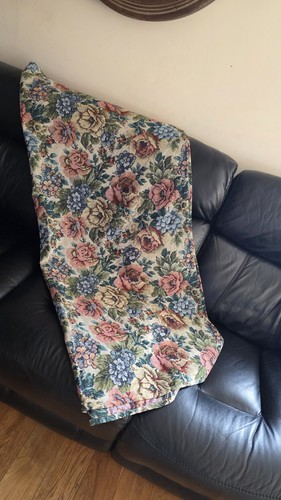 Large vintage floral jacquard - large,