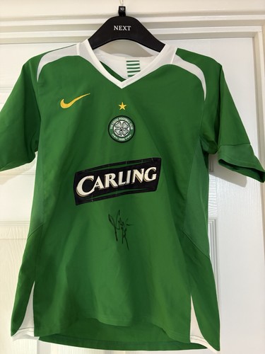 Kids signed shunsuke nakamura - kids,