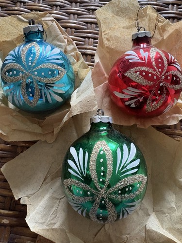 Vintage glass christmas tree - glass,