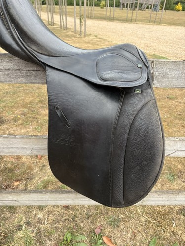 Stubben black saddle - stubben,