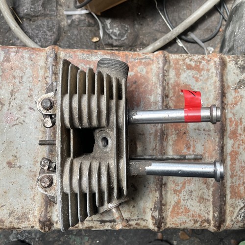 Dnepr 650 cylinder head - dnepr,