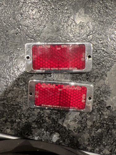 Lucas red reflector - lucas,