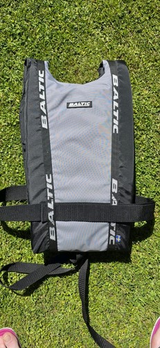 Baltic life vest canoe - life,