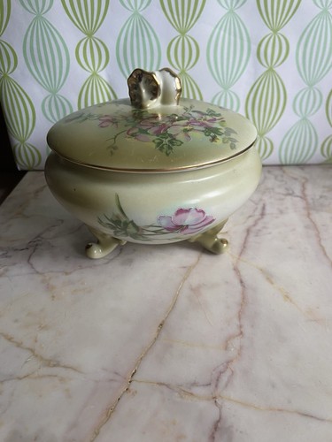 Vintage trinket dresser powder - vintage,