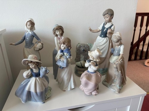 Collection nao figurines - nao,