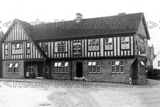 fqq-67 The Swan Hotel, Felsted