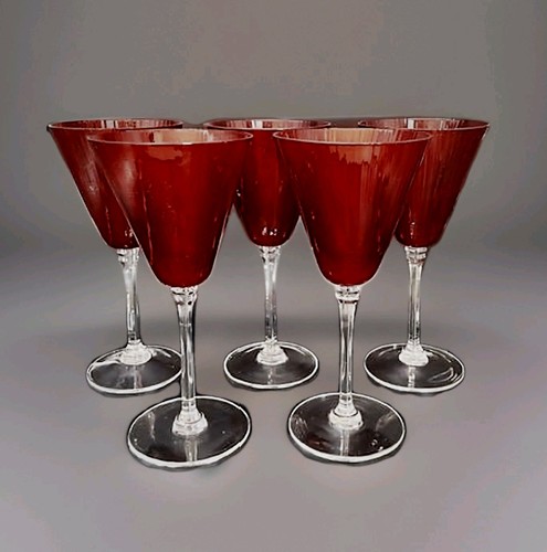 Ruby red pleated wafer crystal - red,