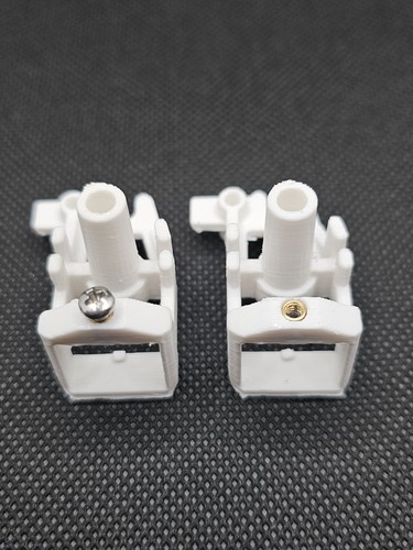 Track player head bracket - player,