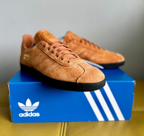 Brand new adidas - 🔥brand, originals