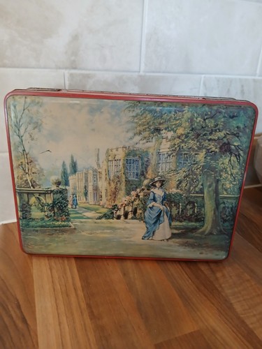 Vintage hinged tin 1930s - vintage,