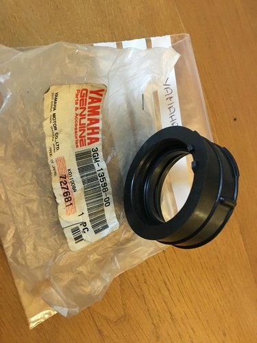 Yamaha carburettor intake