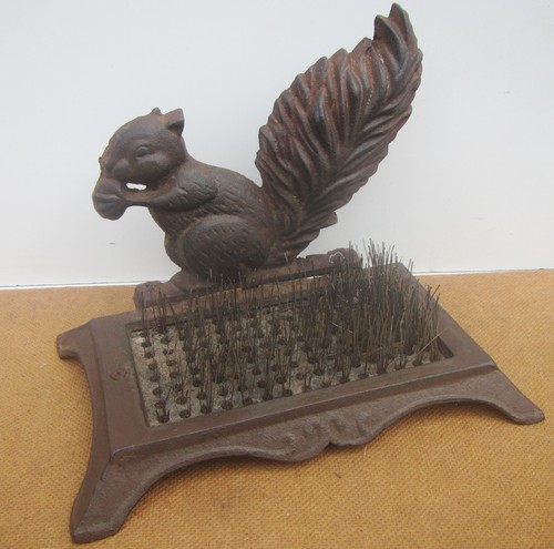 Vintage cast iron squirrel - vintage,