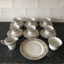 Cmielow Porcelain 21 Piece Tea