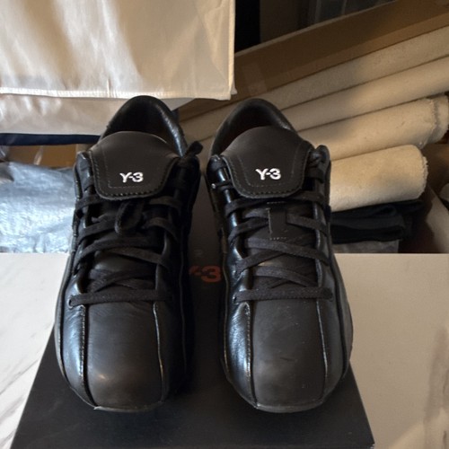 Field trainers us 8 5 - y-3,