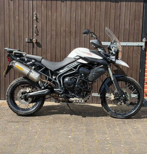 Triumph tiger 800 white - 800,