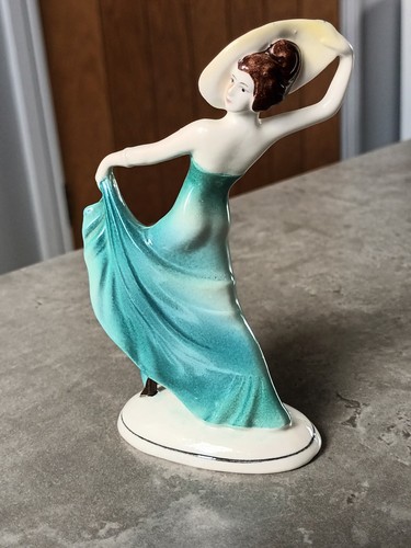 Vintage art deco style - deco, dancing