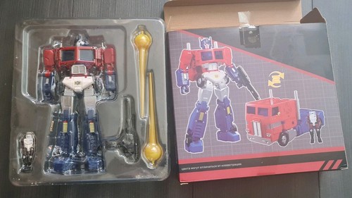 Transformers masterpiece 60 - masterpiece,