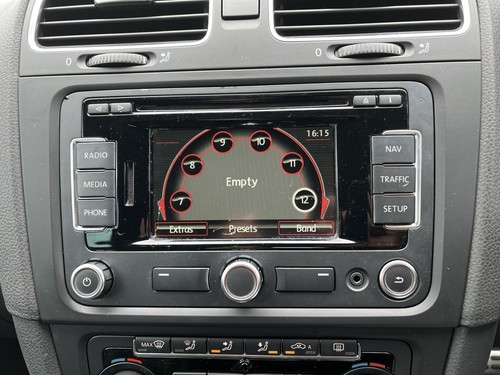 Seat leon sat nav - seat,
