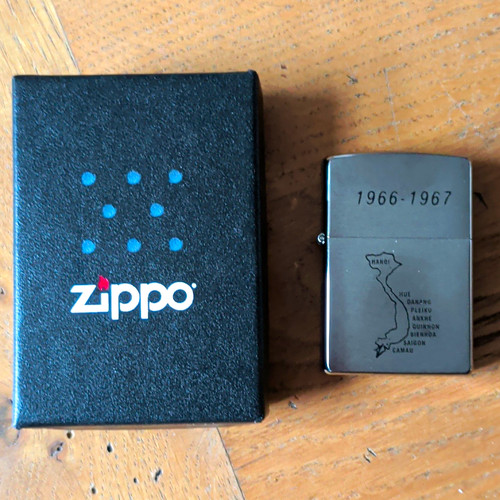 Zippo metal pocket lighter - metal,