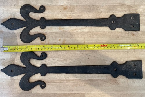 Pair wrought iron fleur - fleur, de