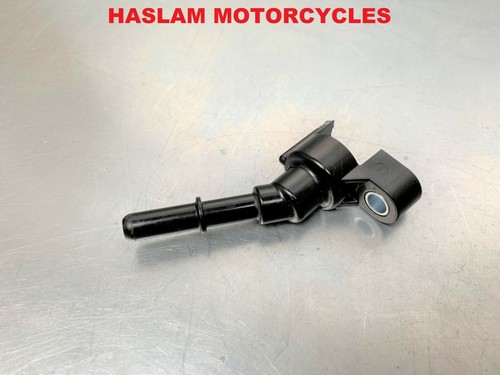 Suzuki gsxr125 fuel hose joint - suzuki,
