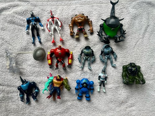 Ben action figure bundle - 10,