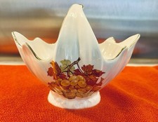 Pretty Crown Devon Fielding’s  Ceramic Bowl/basket Fruit Nuts Pattern Tiny Chip