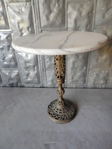 Hollywood regency ornate - regency,