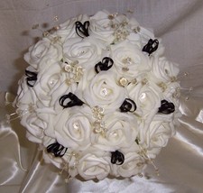 bride bridesmaid posy bouquet