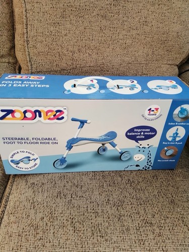 Zoomee fold away scooter trike - fold,