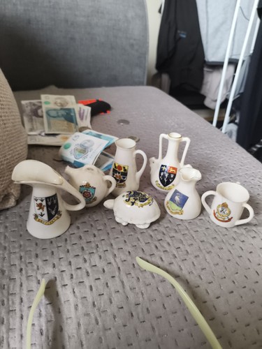 Vintage crested china - crested,