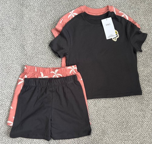 Bnwt boys multicoloured - m&s,
