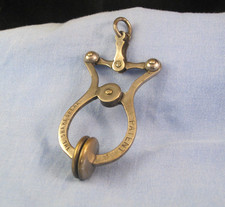 THE SHAKESPEARE ANTIQUE CHATELAINE DRESS HOLDER SKIRT LIFTER CHATELAINE CLIP