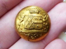 Gilded foreign livery button