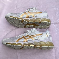 Men’s White/Gold ASICS Trainers - UK Size 9 **EXCELLENT CONDITION **