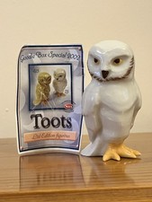 Wade White Toots The Owl