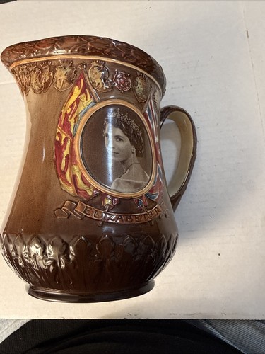 1953 royal doulton queen - 1953,